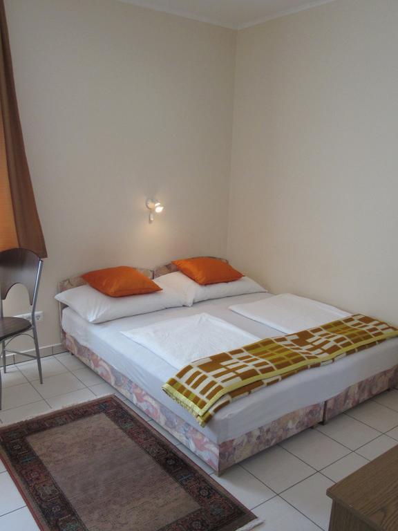 Suele Apartments & Rooms Balatonfured Ngoại thất bức ảnh