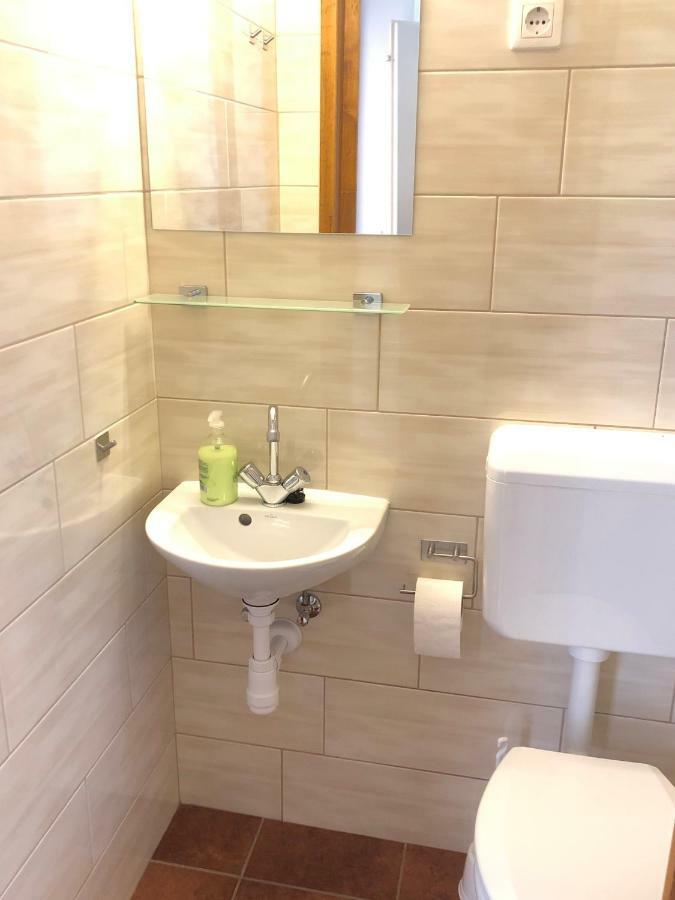 Suele Apartments & Rooms Balatonfured Ngoại thất bức ảnh